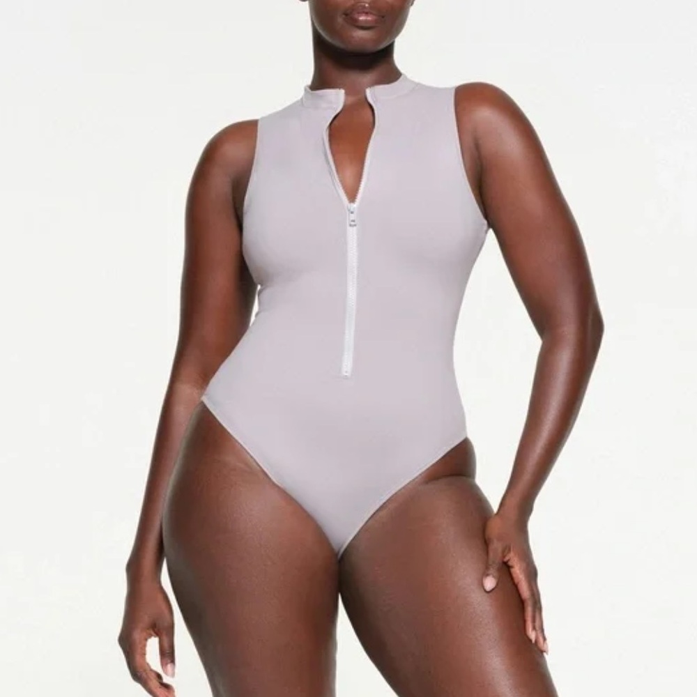 SKIMS SIGNATURE SWIM SLEEVELESS ONE PIECE | COLOR: CHROME | SIZE: XL |*NWT
